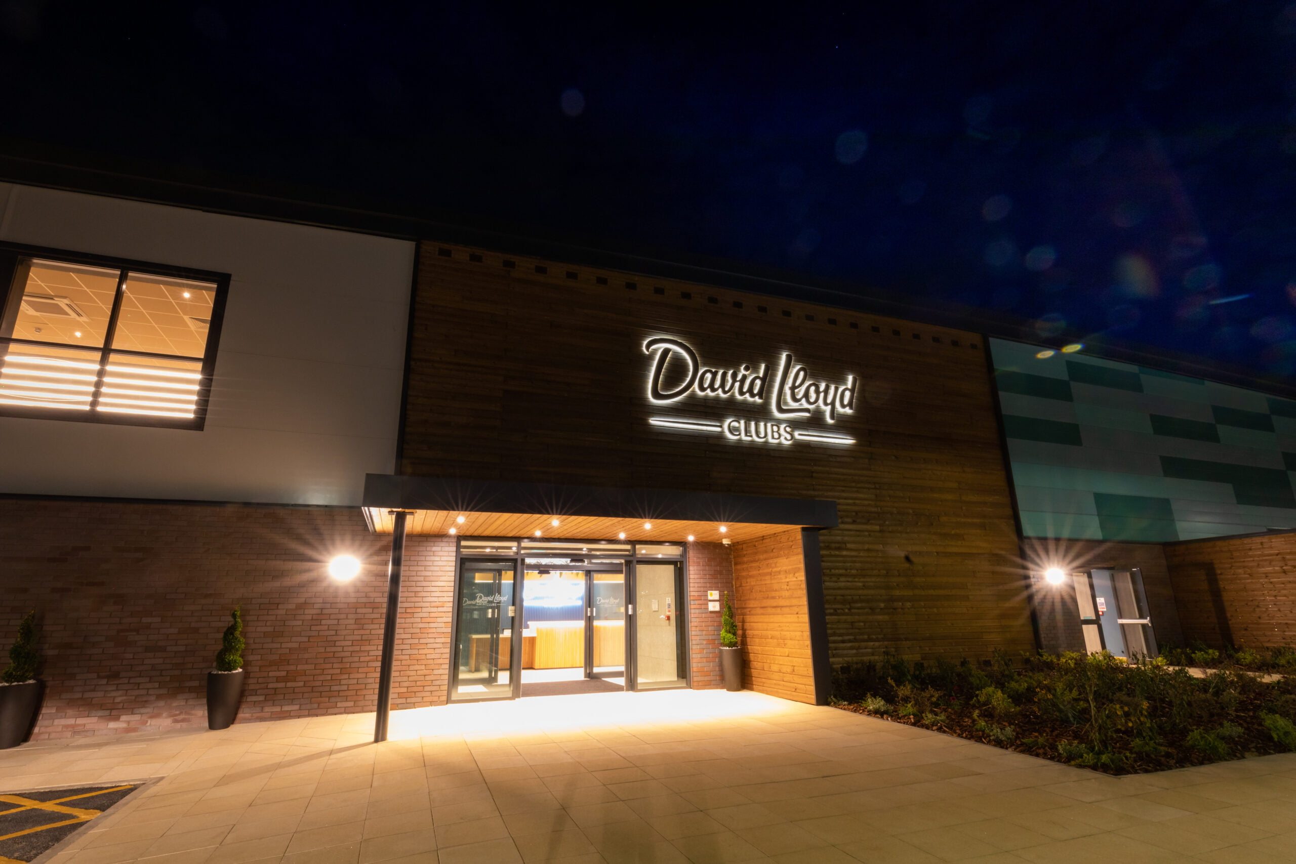 Savyll X David Lloyd
